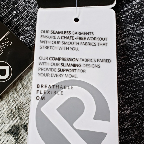 Stylish Workout Leggings - Picture 5 of 5